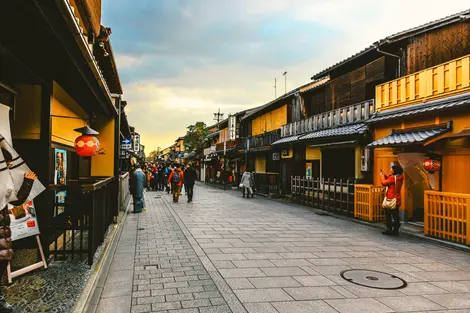Hanamikoji, das Herz von Gion