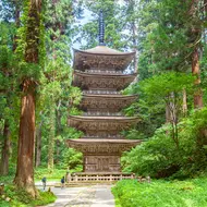La pagode du mont Haguro, sur la route du pélerinage du Dewa Sanzan, Tohoku, Japan
