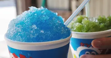 Crushed ice kakigori, a refreshing treat in the summer!
