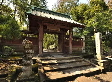 L'entrée du temple du Jufukuji, tout ce que vous en verrez. 