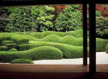 The Daichi-ji garden seen from the inside.