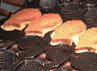 Les taiyaki dans leurs moules