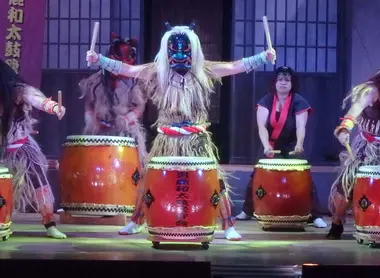 spectacle-theatre-kosaka