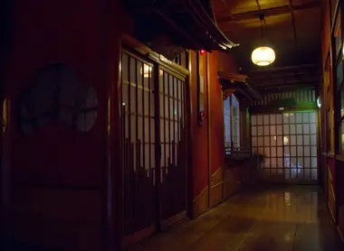 Les couloirs du Kanaguya Onsen ont inspiré les décors du Voyage de Chihiro